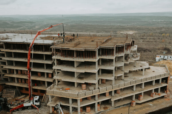 Sequence 01.00_01_58_15.Still004