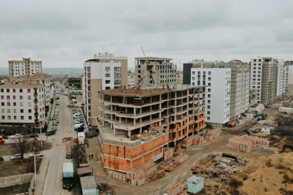 Sequence 01.00_02_12_01.Still002