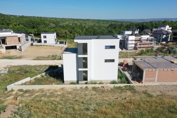 297873328_619110386497765_8780354495098186240_n